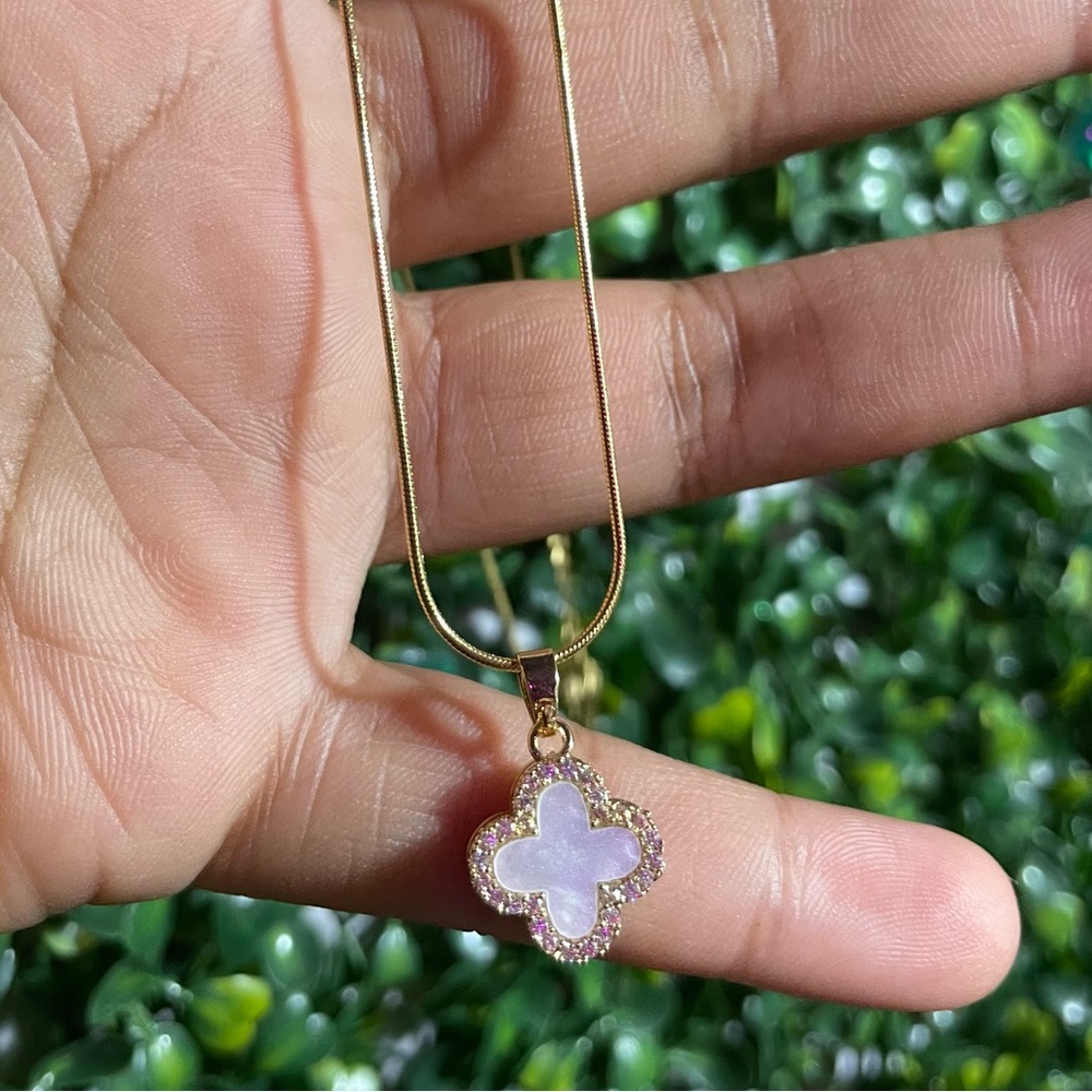 Luxury clover necklace